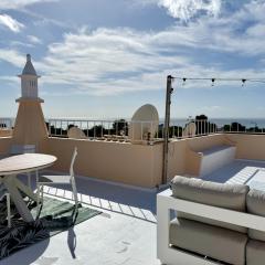 Marinha Coast Vue mer, rooftop, piscine, à Praia da Marinha