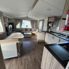 Luxury Seafront 3 Bedroom Caravan