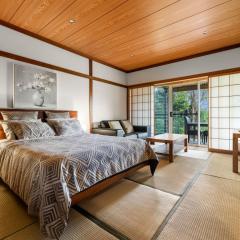 Zen-Inspired Hinoki Bath, Tatami and Washitsu Room