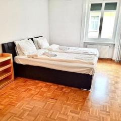 Huge 3 Room City Center Flat, Zurich HB Konrad