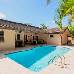 Poolside Miami Paradise with BBQ & Outdoor Lounge