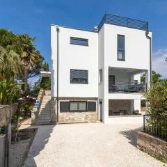 Amazing Apartment In Rovinj With Lake View