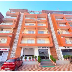 GC INTERNATIONAL - New Digha Sea Beach Hotel with SWIMMING POOL, PARKING, PRIVATE GYM, RESTAURANT