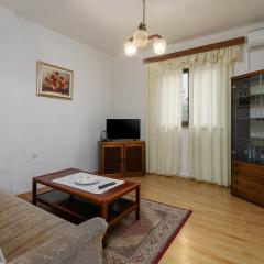 1 Bedroom Amazing Apartment In Porec
