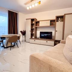 Julia Airport Dream - Private Parking