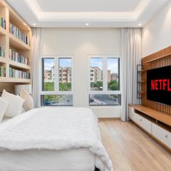 Palmoral Collection Stunning Studio with Dining Area