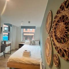 Studio Flat Close to Queen Square - Flat 4A