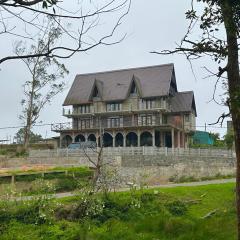 Whistling Thrush Cottage