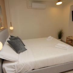 Casa Piazzetta - Lake Como WiFi & A-C