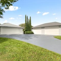 Elegant Bonogin Retreat on Expansive Acreage