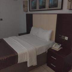 Constantia Hotel and Suites