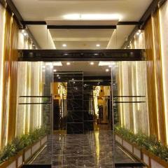 Secure 1 Bedroom Apartment in Bahria Phase 7 with Free Internet