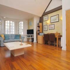 The Cardiff Central Pad – Stylish 2-Bed Apartment