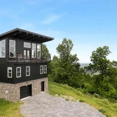 Scenic Getaway Cabin w/ Fire Pit, Deck & Panoramic Views in Martinsburg, WV