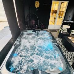 Dynasty luxury Spa Appartement 100M2 Jacuzzi Terrasse