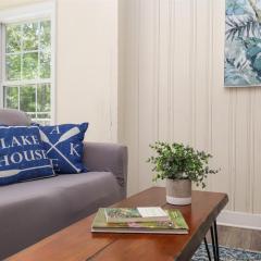 Dog Friendly Lakeside Escape with Hammock and Fire Pit