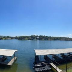 Awesome Views - Lake Hamilton Condo