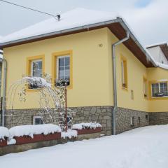 Žltý domček - Apartmán Švábovce