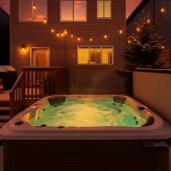 Wild Haven Retreat-HotTub-King Bed-Fireplace-BBQ