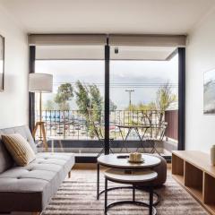 Elegant 2BR Retreat for 5 in Vibrant Las Condes