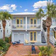 Tram-on-Time Carriage House by 30A Escapes