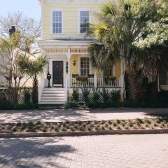 111 Waldburg street Beautifully Renovated Historic 5 bedroom 5 bath