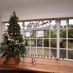 4 Bed in Beaumaris 94501