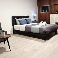 Spacious Private Family Room in Homestay