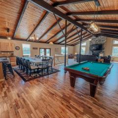The Lodge at Hocking Hills - 2 Hot Tubs - 6 acres - Lake access