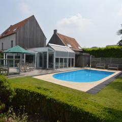 Splendid villa in Flemish Ardennes with pool