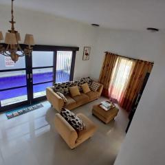 Villa Rumah Lemon Nusa Dua