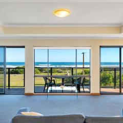 Coast View - 39b Hargreaves - Family - Beach - No Linen Included