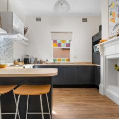 Olde' Haven - Federation Charm close to CBD