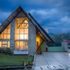 Syllo Villa 2 Bandung