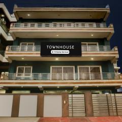 Super Townhouse Subhash Chowk Near Medanta Hospital Formerly L B Residency