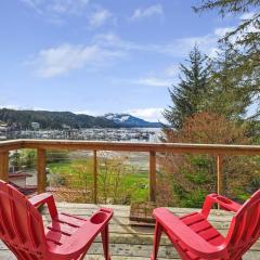 Family Getaway in Juneau, Alaska Unforgettable Ocean and Mountain Views