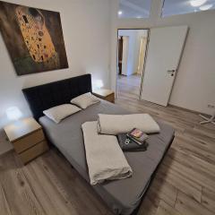 Grand Central Apartment