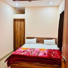 Sri Kishori Dham Vrindavan