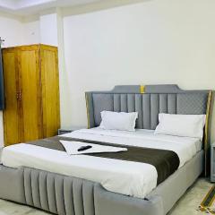 Hotel Kanak Homes