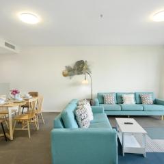 Modern Comfort Hurstville 3BR Wifi Train Business