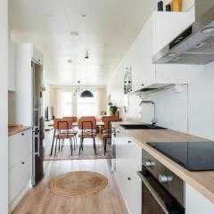 Spacious Townhouse Apartment Hosted by Hygge Host
