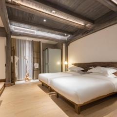 Huazhu Luxury Hengdian Heart Residence Homestay