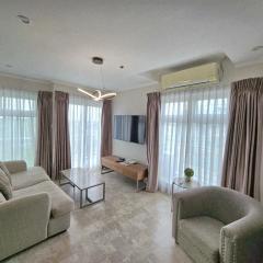 La Grande Residence 1BR Corner unit Phase 2-710