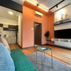 Homestay Walking Distance to PWTC