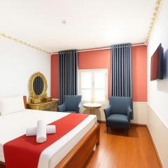 Crown Hotel Bui Vien