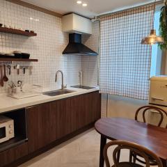 대전야구장 대전감성숙소 대전역 성심당 문창시장 담빛스테이