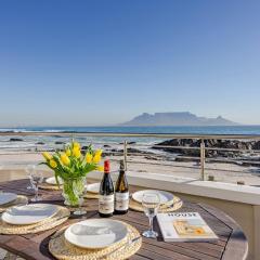 HOME-LYNN, Bloubergstrand