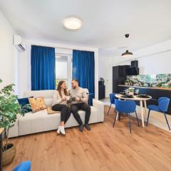 Sunset view Central Tudor apartment - by Open House