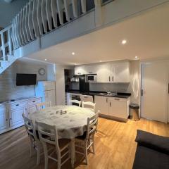 Immodelpas Velasquez