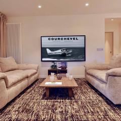 Luxury Apartment – Central Location – 3 Minutes